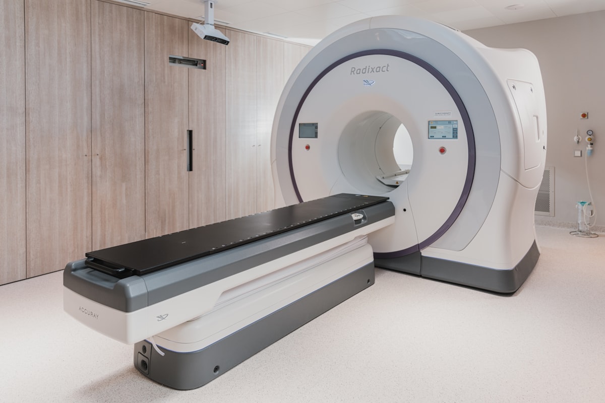 IRM — imagerie par résonance magnétique
